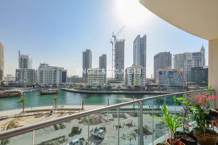 Spacious |Good Price | Full Marina view Spacious |Good Price | Full Marina view