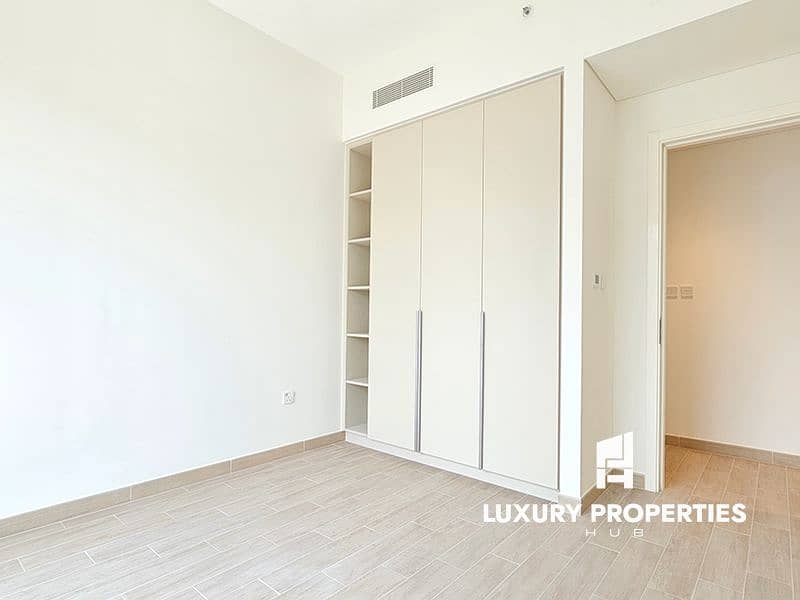 High Floor | Amazing View | Ready High Floor | Amazing View | Ready
