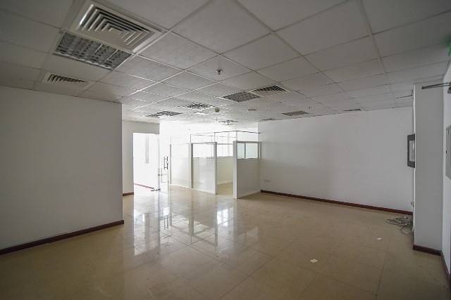 1 Month Free Rent I Office I 966 Sq.ft I Clover Bay I