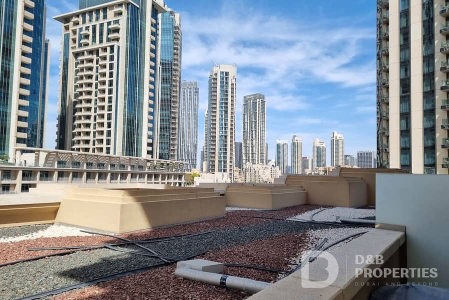 Blvd View | Study Room | Fully Furnished Blvd View | Study Room | Fully Furnished