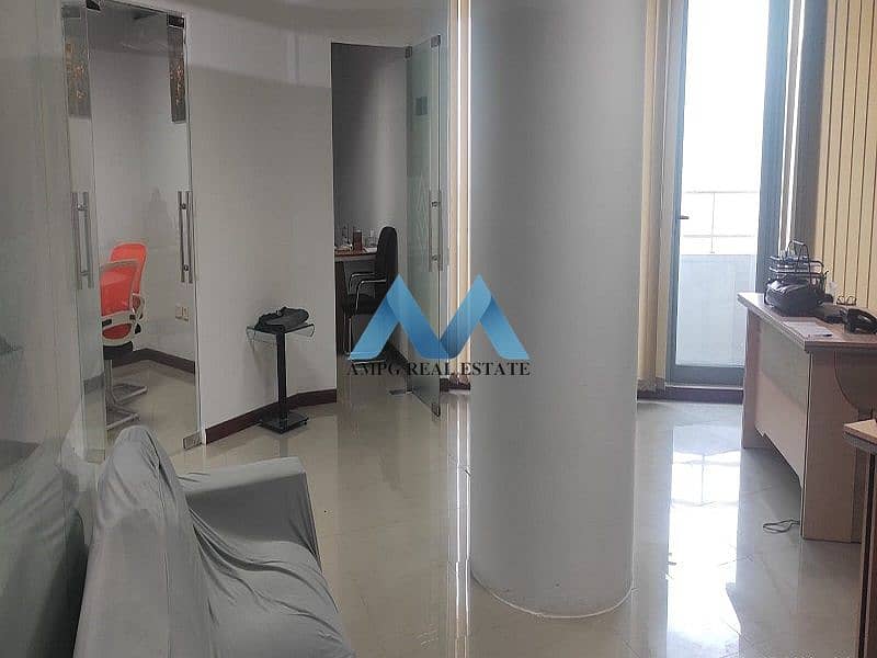 Fitted Office | High Floor | 2 Parkings Fitted Office | High Floor | 2 Parkings