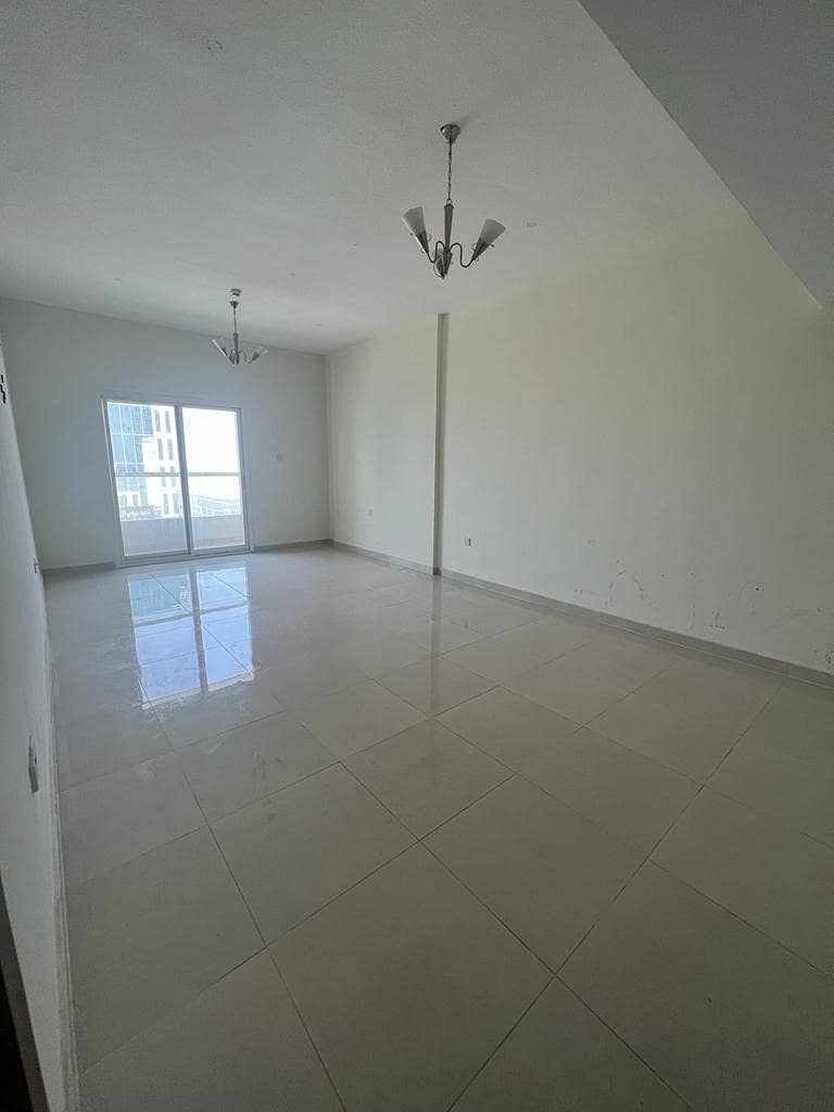 Two rooms and a hall for annual rent in Mushairif, Ajman, for families only, are now available