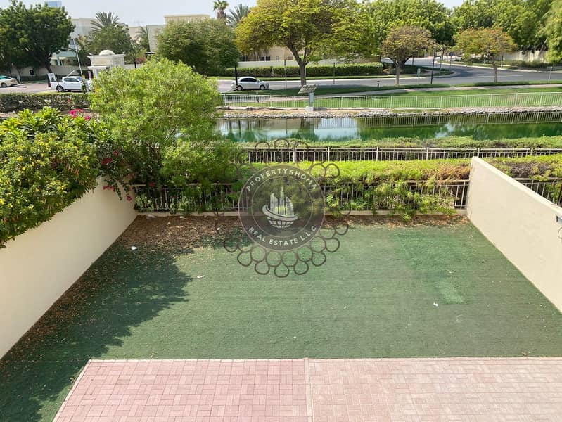 Exclusive | Renovated | Vacant | Lake View Exclusive | Renovated | Vacant | Lake View