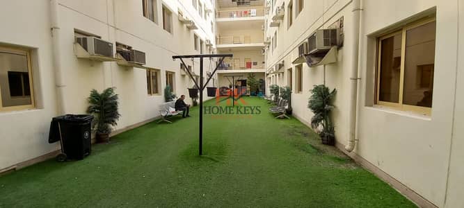 Labour Camp for Rent in Al Quoz, Dubai - Best Camp in AL Quoz | 2200 AED per Room | Very Clean Staff Accommodation