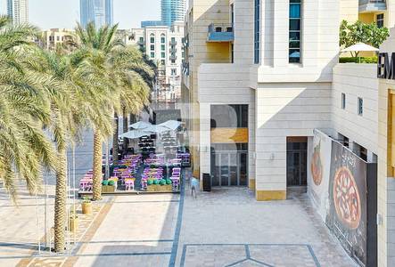 Fully Furnished 2 BR with Fountain views Fully Furnished 2 BR with Fountain views