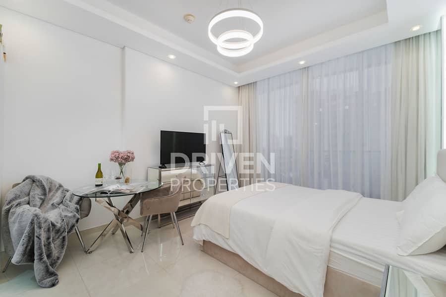 Furnished Unit | High Floor | Canal View