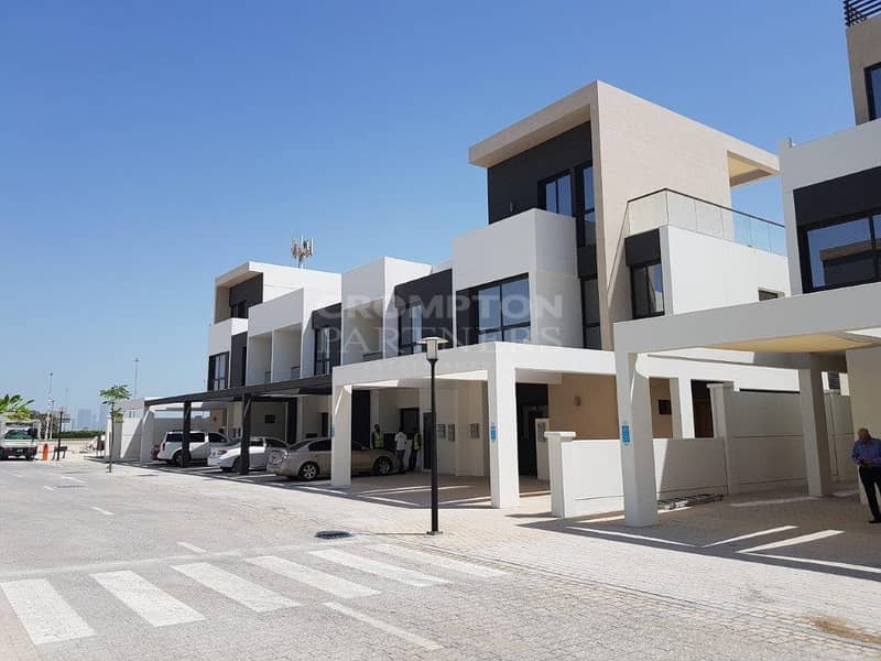 تاون هاوس في فاية حدائق بلووم،حدائق بلووم،المطار 3 غرف 210000 درهم - 7871336 تاون هاوس في فاية حدائق بلووم،حدائق بلووم،المطار 3 غرف 210000 درهم - 7871336