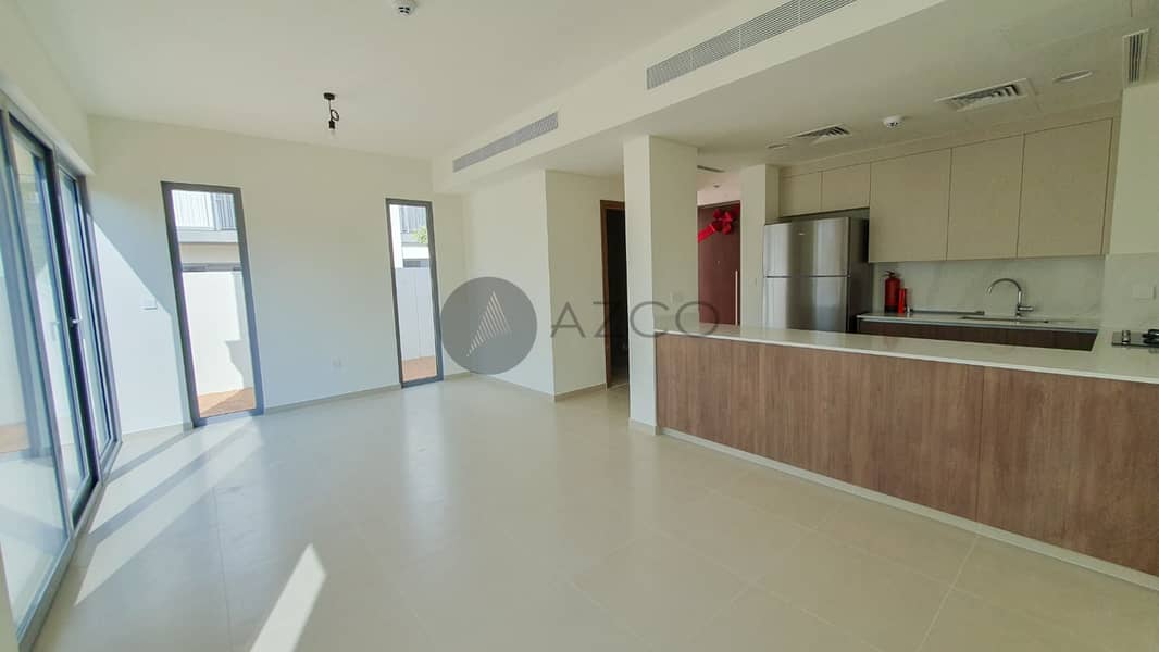Huge Plot Vacant | Brand New | Premium Location Huge Plot Vacant | Brand New | Premium Location