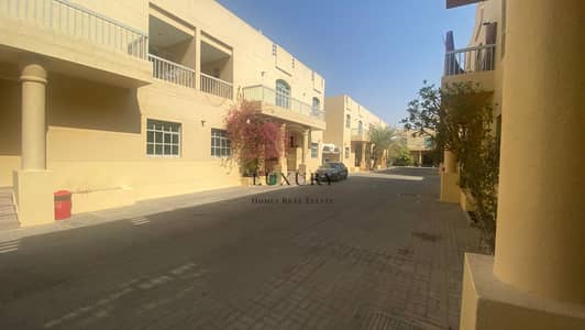 6 Bedroom Villa for Rent in Al Khibeesi, Al Ain - Beautiful 6BHK Duplex Villa with Balconies in Compound