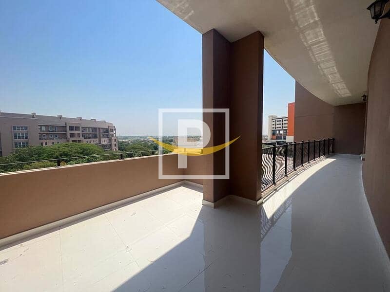 2BR+Laundry | Fully Renovated | Greenery View 2BR+Laundry | Fully Renovated | Greenery View