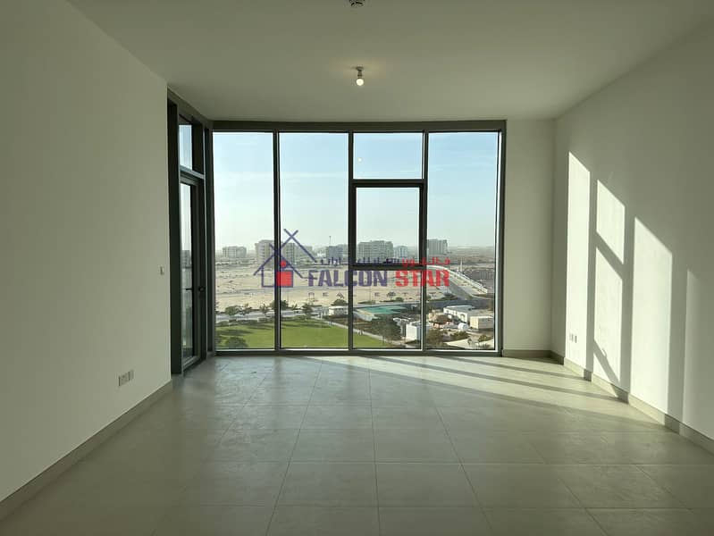 ELEGANT COMMUNITY VIEW | SPACIOUS 2BHK UNIT ELEGANT COMMUNITY VIEW | SPACIOUS 2BHK UNIT