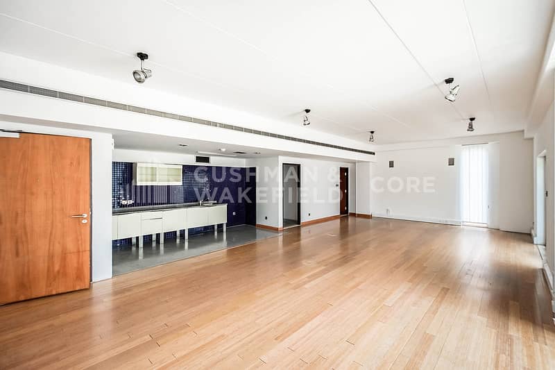 Vacant Office | Well Fitted | Freezone Vacant Office | Well Fitted | Freezone