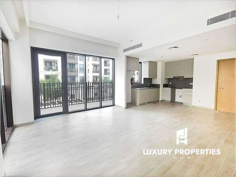 Handed Over | Spacious | Amazing View Handed Over | Spacious | Amazing View