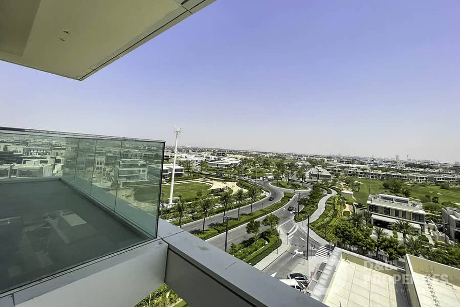 Bright and Stylish | Vacant | Golf Course View Bright and Stylish | Vacant | Golf Course View