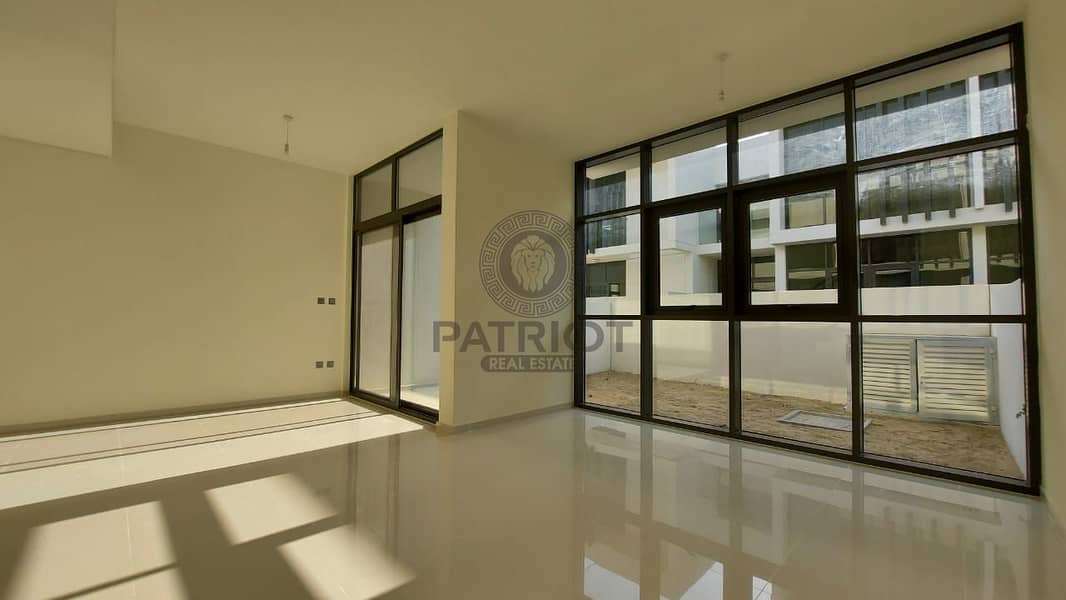 Brand new | 3 Bedroom+Maid | Middle Unit | Unfurnished Brand new | 3 Bedroom+Maid | Middle Unit | Unfurnished