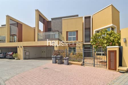 5 Bedroom Villa for Sale in Dubai Science Park, Dubai - Villa Lantana 2 | Large Corner Plot | 5D1