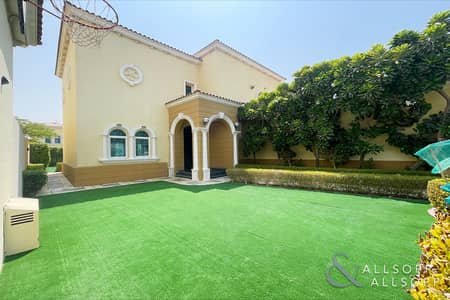 4 Bedroom Villa for Rent in Jumeirah Park, Dubai - Legacy Villa | Pool | Upgraded | Exclusive