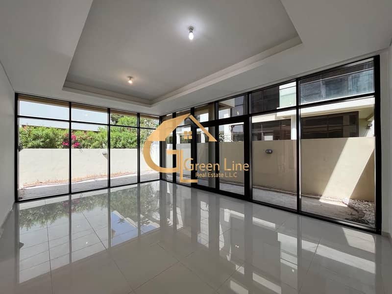 3 BEDROOM + MAIDS VILLA TH-M TYPE l LARGE LANDSCAPED CORNER L SHAPED PLOT 3 BEDROOM + MAIDS VILLA TH-M TYPE l LARGE LANDSCAPED CORNER L SHAPED PLOT
