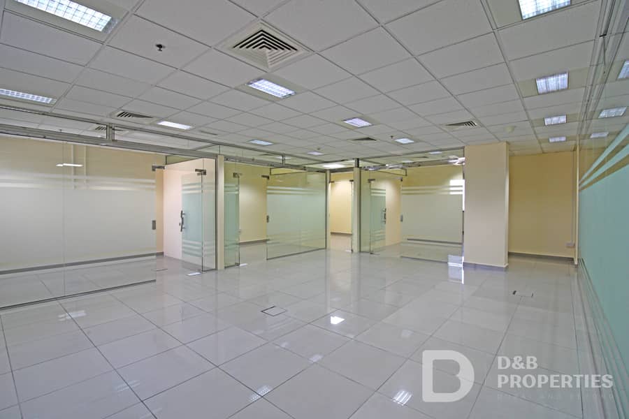 مکتب في المركز الأوروبي للأعمال،مجمع دبي للاستثمار 252394 درهم - 7878116 مکتب في المركز الأوروبي للأعمال،مجمع دبي للاستثمار 252394 درهم - 7878116
