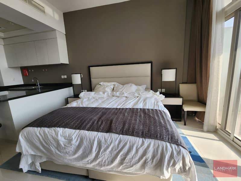 Ready To Move l Fully Furnished l Large Layout Ready To Move l Fully Furnished l Large Layout