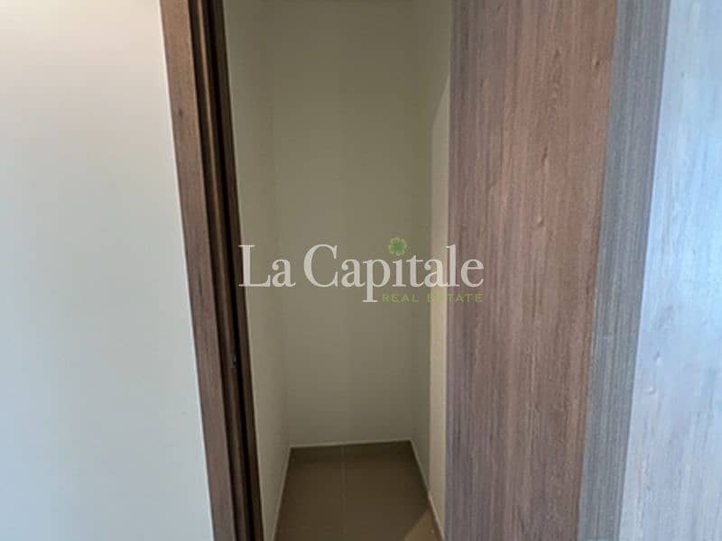 Genuine Seller | Single Row | Exclusive | Prime Location Genuine Seller | Single Row | Exclusive | Prime Location