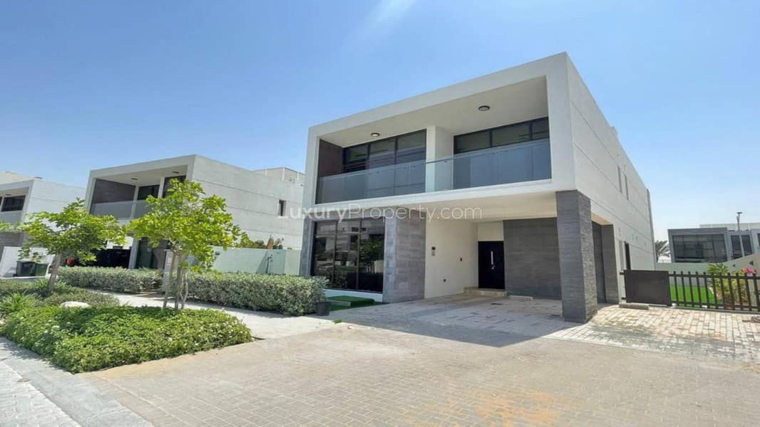 Standalone | Modern Style | Landscaped Garden Standalone | Modern Style | Landscaped Garden