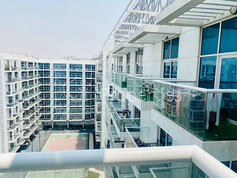 LARGE LAYOUT|1 BR FULLY FURNISHED|VACANT LARGE LAYOUT|1 BR FULLY FURNISHED|VACANT