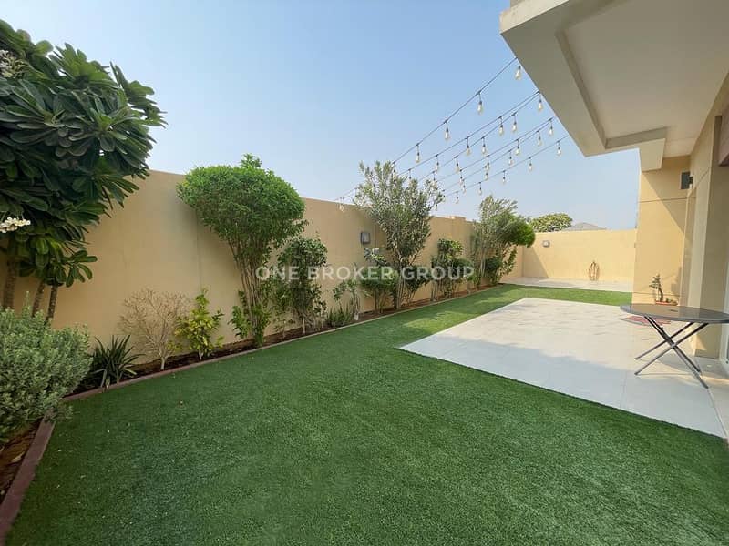 Exclusive | 4D | Single Row | Close To Park Exclusive | 4D | Single Row | Close To Park