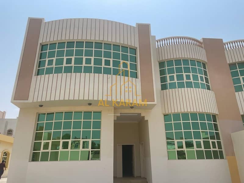 位于海特,海特南 4 卧室的别墅 65000 AED - 7884678 位于海特,海特南 4 卧室的别墅 65000 AED - 7884678