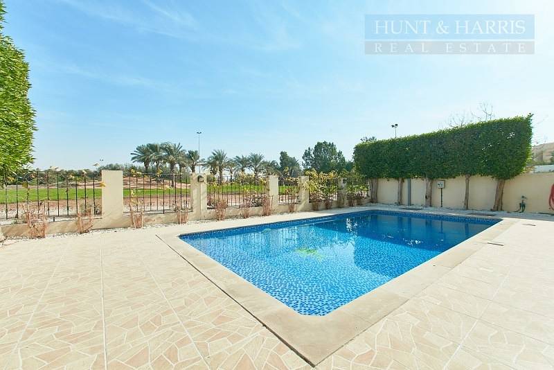 Private Pool - Spotless and Maintained Duplex