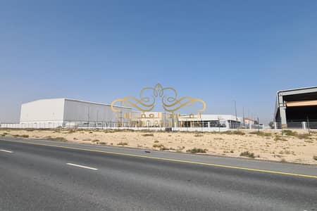 ارض تجارية  للبيع في الورسان، دبي - ارض تجارية في الورسان 33999999 درهم - 7880186
