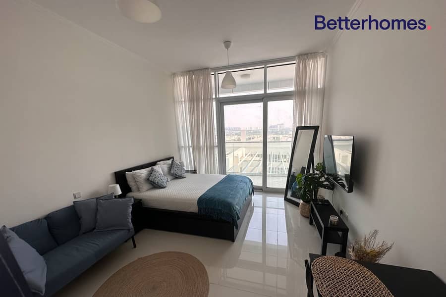 Fully Furnished | Pool level Fully Furnished | Pool level