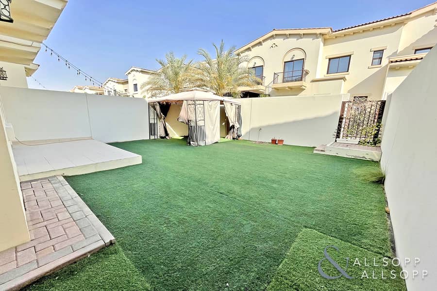 Mira 3 | 3M | 3 Bed | Close to Pool and Park