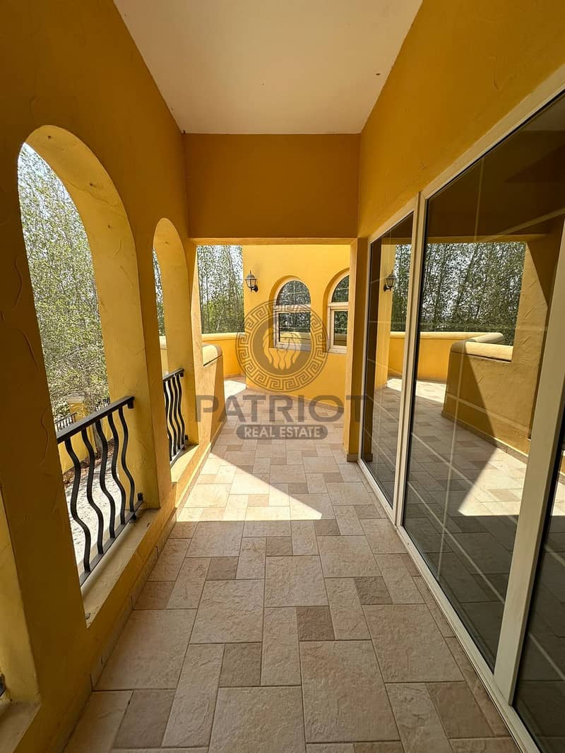 Spacious Single-Row Property | Vacant and Ready Spacious Single-Row Property | Vacant and Ready
