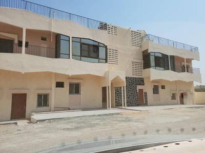 بناية سكني تجاري بناية سكني تجاري