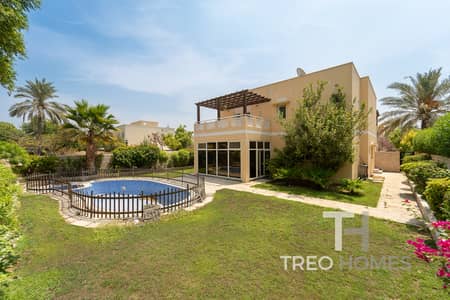 4 Bedroom Villa for Rent in The Meadows, Dubai - Upgraded | Private Pool | 4 Bedroom
