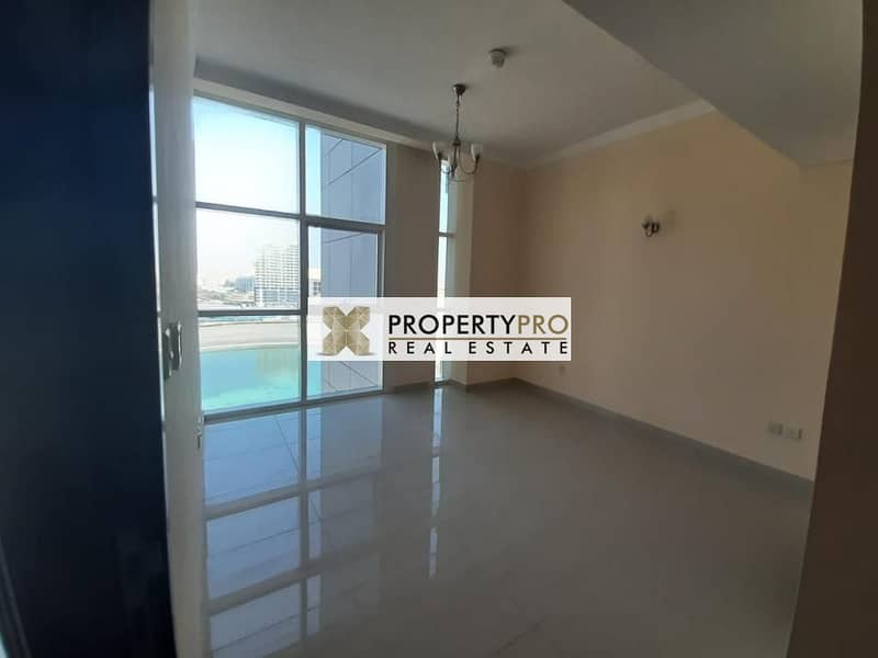 Exclusive I Lavish 2 BR Pool View I 1 Parking Exclusive I Lavish 2 BR Pool View I 1 Parking