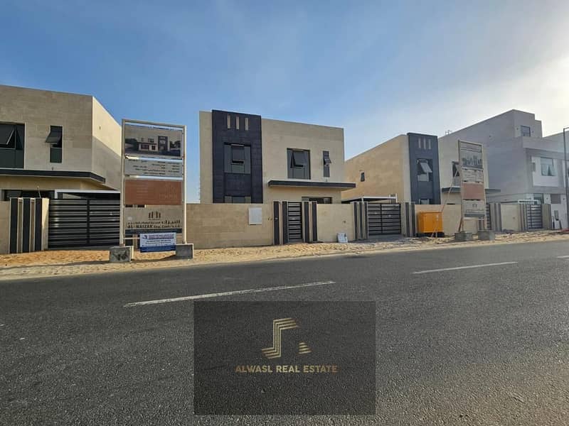 For sale villa in Sharjah Hoshi . Super deluxe finishing and modern design. main Street