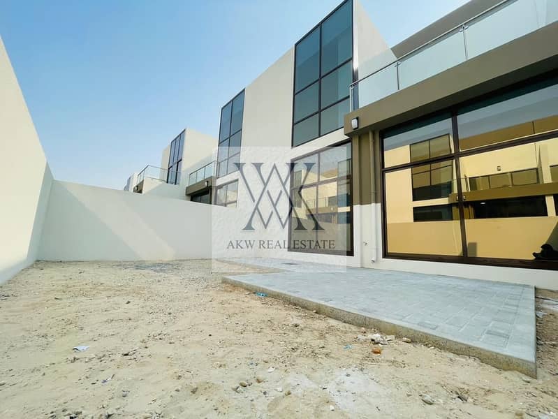 GENUINE LISTING - BRAND NEW - READY TO MOVE IN GENUINE LISTING - BRAND NEW - READY TO MOVE IN