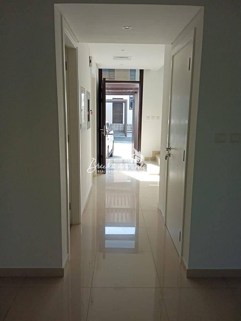 ^^ 2BHK CORNER UNIT FOR SALE JUST 1.25 M^^ ^^ 2BHK CORNER UNIT FOR SALE JUST 1.25 M^^