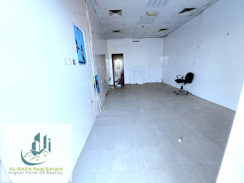 محل تجاري في بناية مويلح 3،تجارية مويلح 34990 درهم - 7896456 محل تجاري في بناية مويلح 3،تجارية مويلح 34990 درهم - 7896456