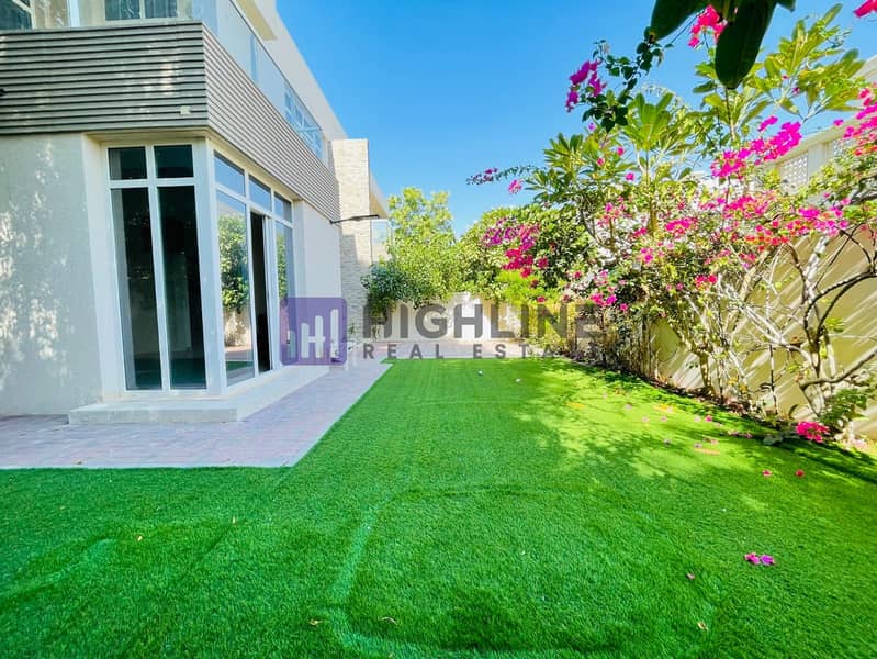 Corner 3 Bedrooms Villa | Modern Style | Urgent Sale Corner 3 Bedrooms Villa | Modern Style | Urgent Sale