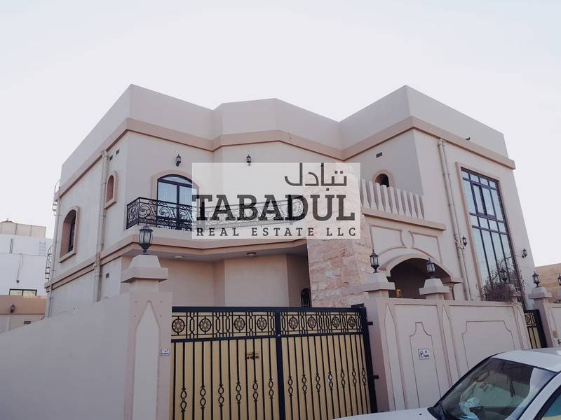 5 BR+Maid+Majlis Stunning Villa In Al Jafiliya