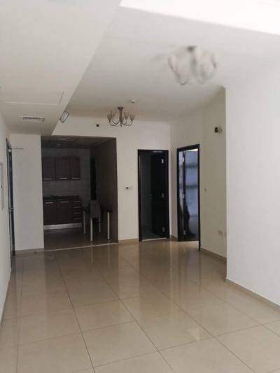 Podium Level/Unfurnished 1 Bedroom in Dec Tower Dubai Marina Podium Level/Unfurnished 1 Bedroom in Dec Tower Dubai Marina