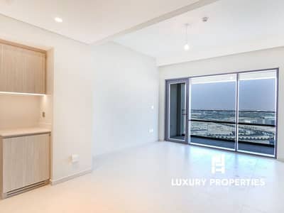 1 Bedroom Apartment for Rent in Dubai Creek Harbour, Dubai - Luxurious | Balcony with Creek View