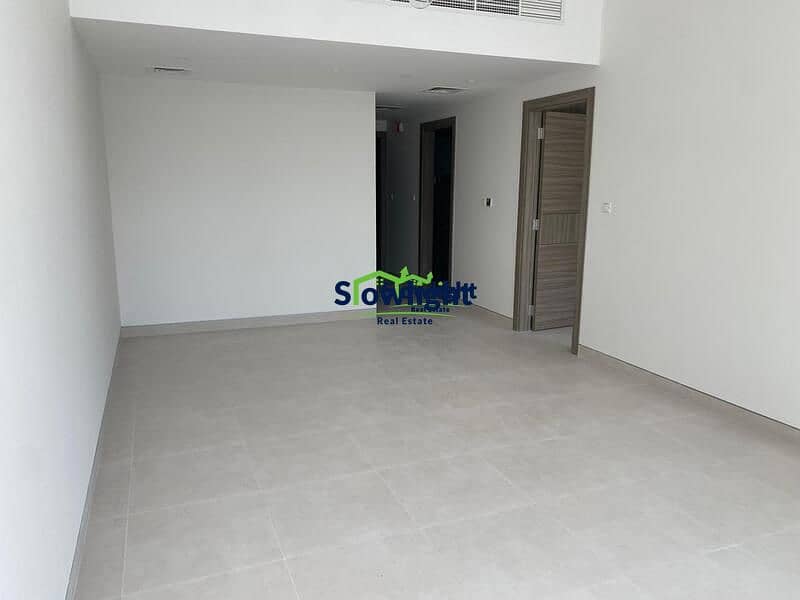 No commision | New building | pool Gym No commision | New building | pool Gym