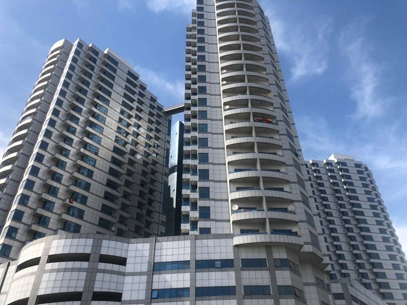 SPECIOUS 2BHK AVAILABLE FOR RENT IN FALCON TOWERS