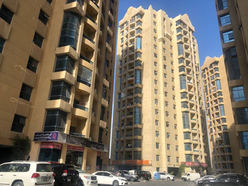100% freehold 2bhk with parking for sale falcon tower