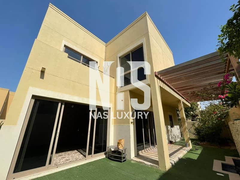Corner & single-row (Type S) villa Corner & single-row (Type S) villa