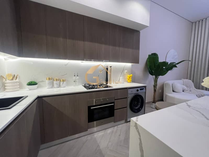 Get Semi Furnished Unit! 60/40 PP - NO COMMISSION Get Semi Furnished Unit! 60/40 PP - NO COMMISSION
